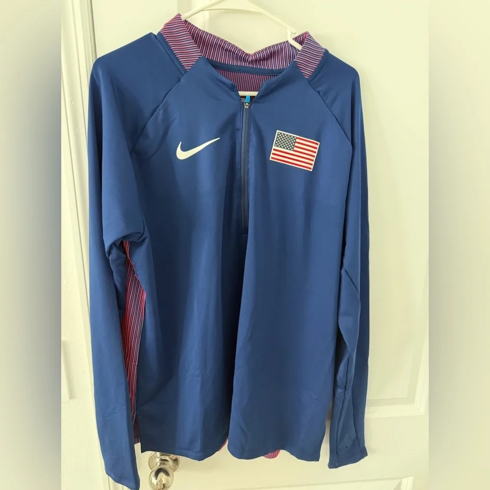 Nike Team USA Track & Field Elite Half Zip Pullover Made In USA - Women’s XL
